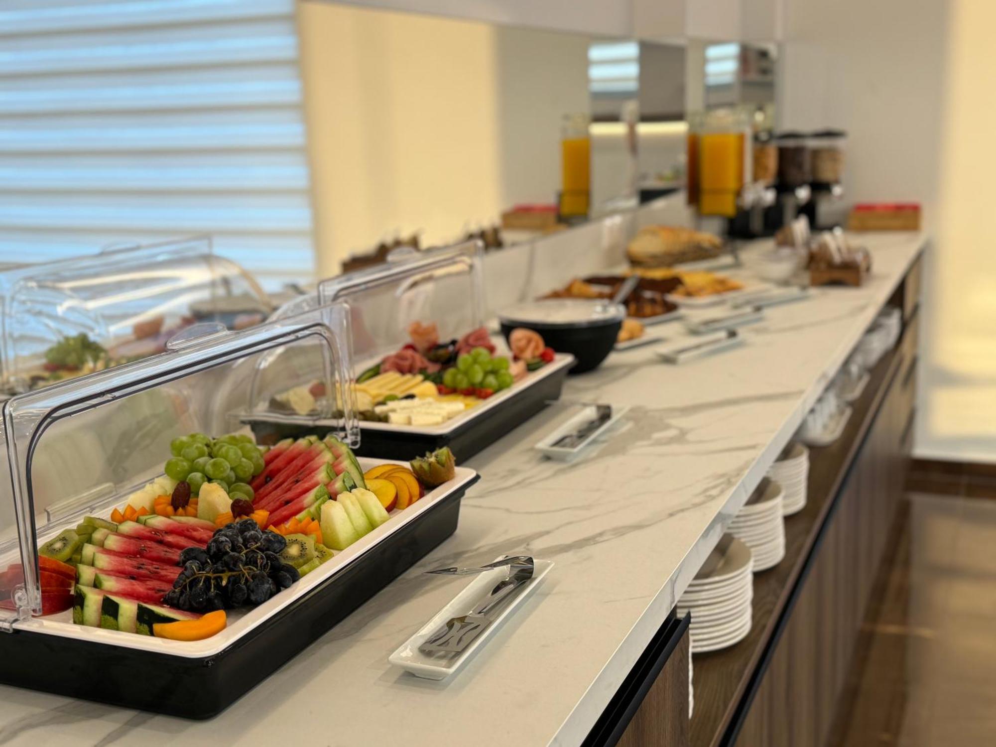 סרנדה Kalasa Hotel מראה חיצוני תמונה
