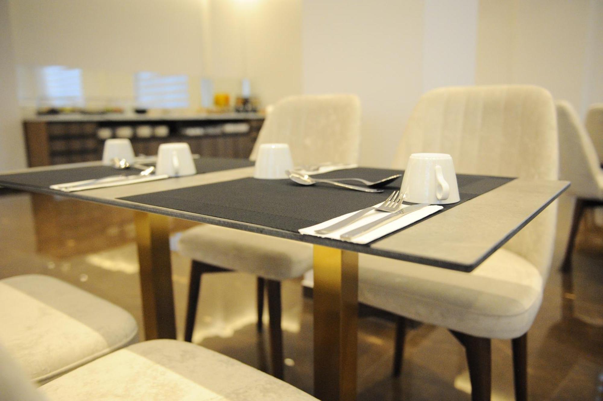 סרנדה Kalasa Hotel מראה חיצוני תמונה