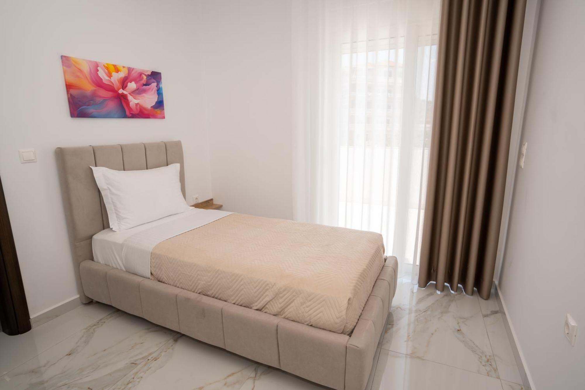 סרנדה Kalasa Hotel מראה חיצוני תמונה
